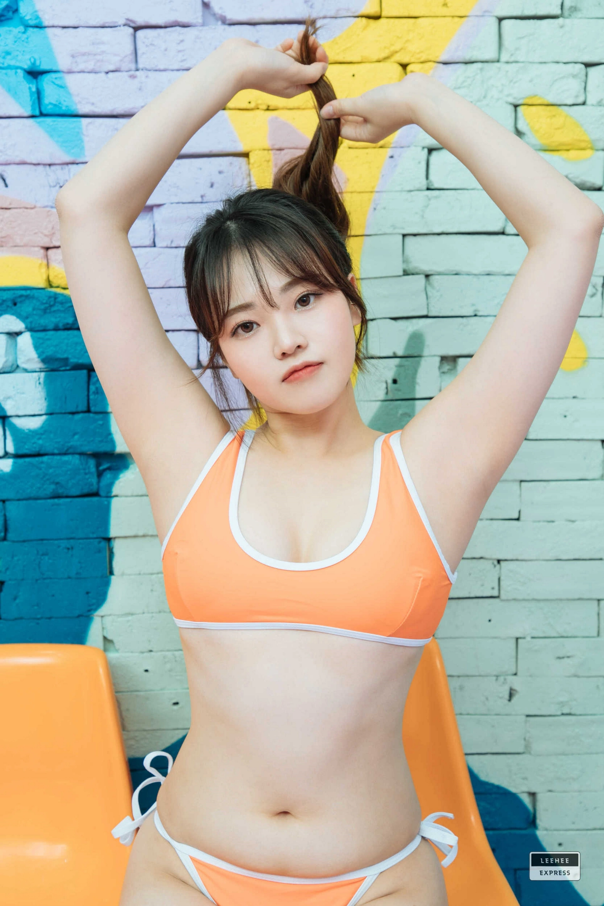 LeeheeExpress – NO.403 LERB-226 - Sunny 1